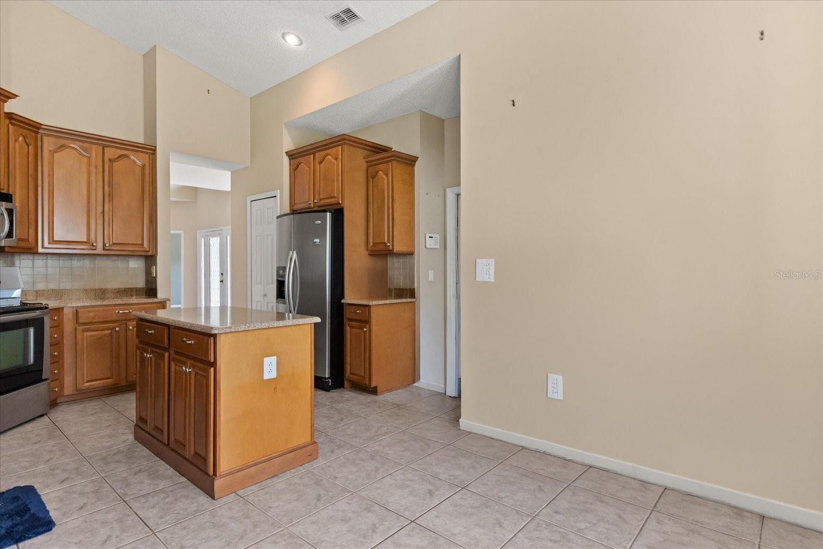 WATERFORD LAKES TR N31A - Residential Lease