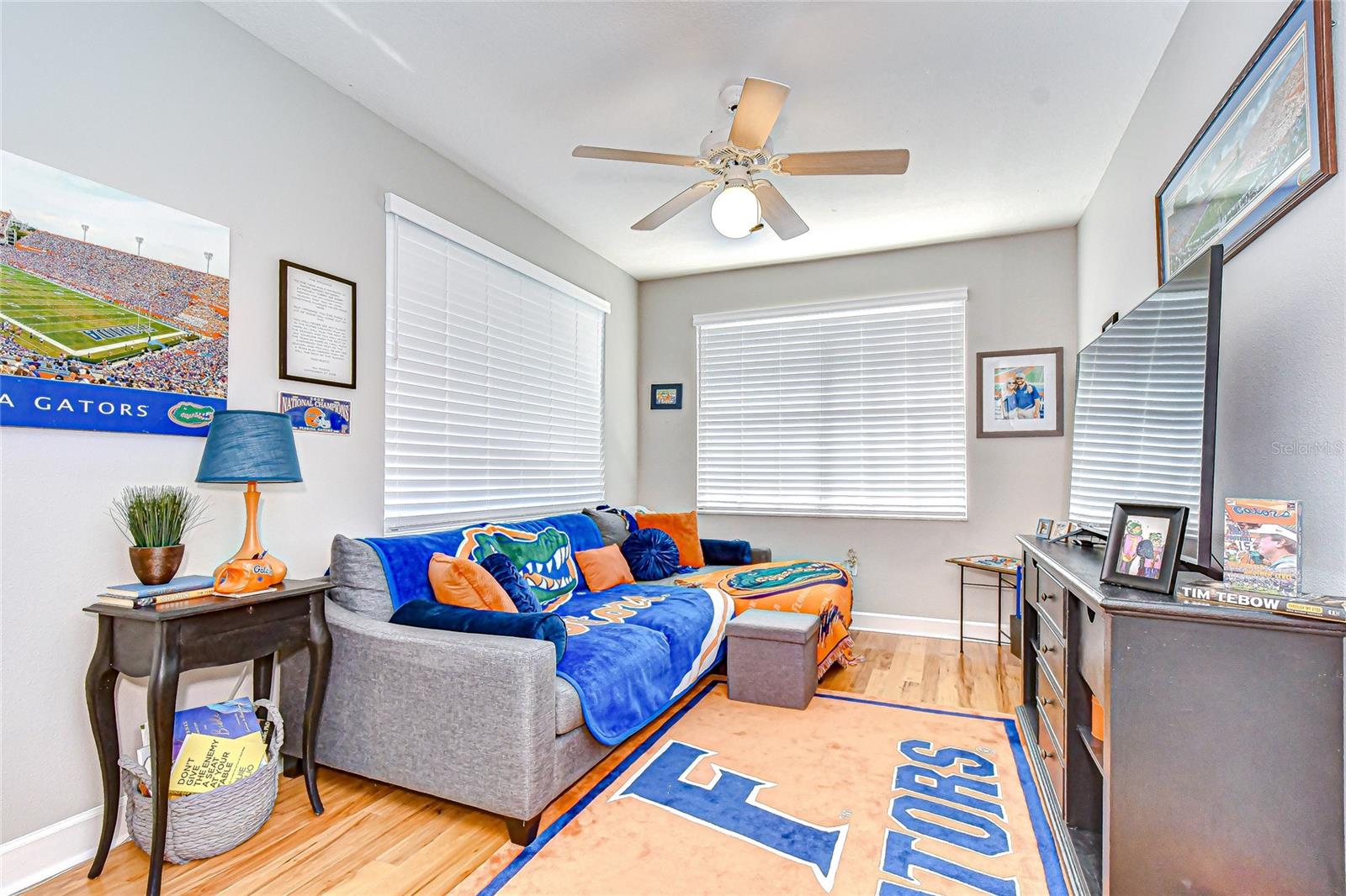 RIVER HILLS - Residential