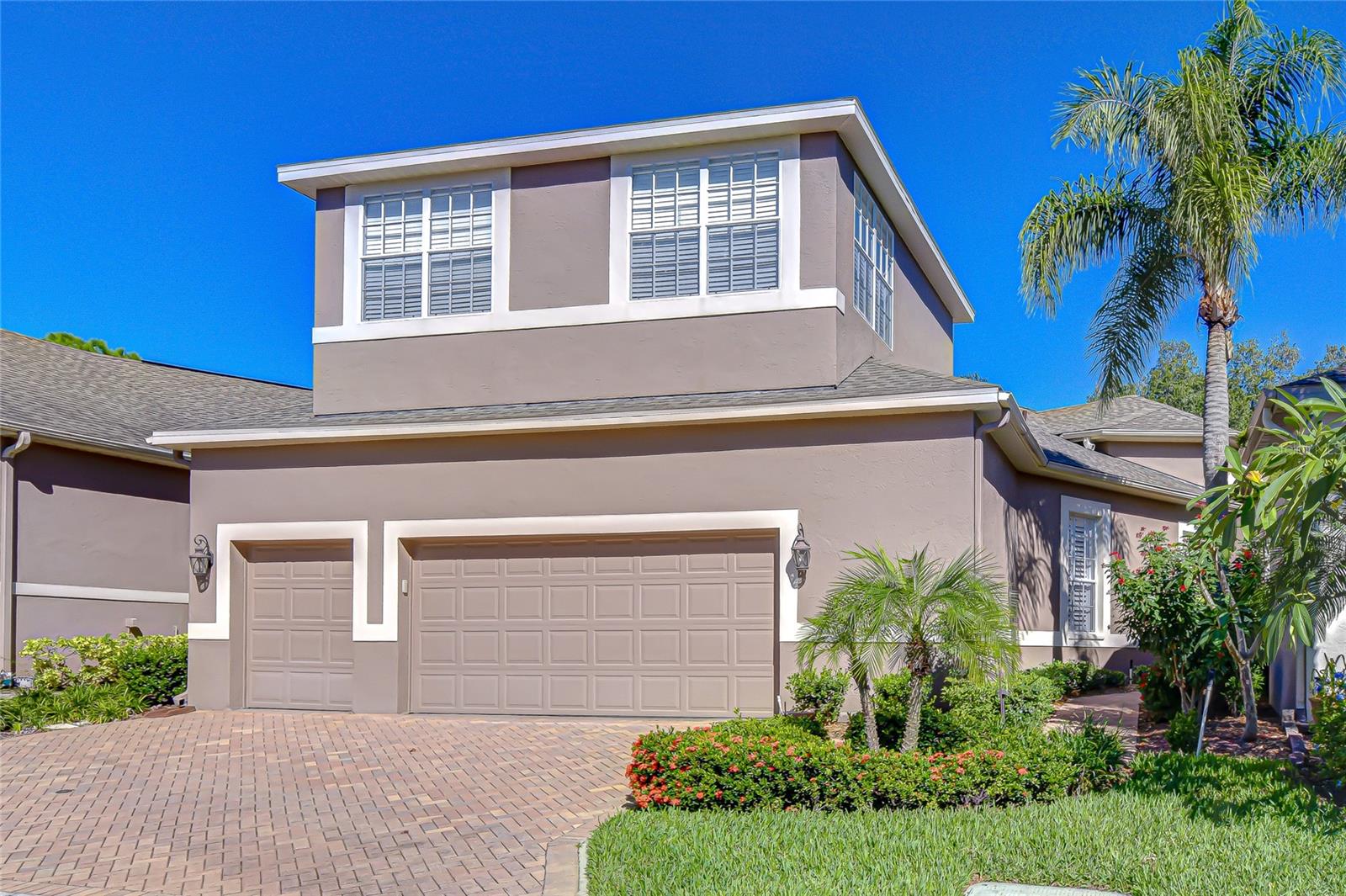 RIVER HILLS - Residential