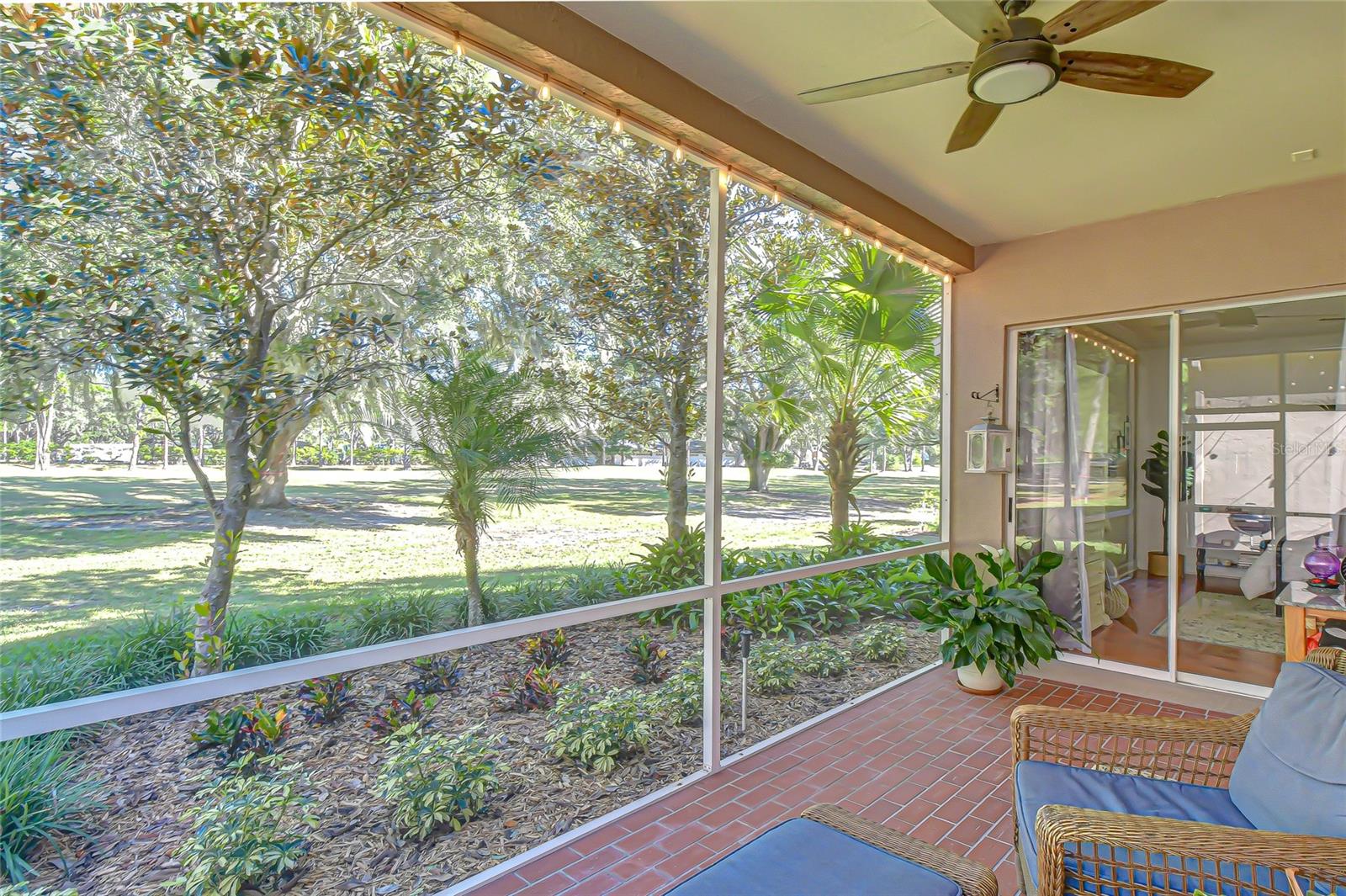 RIVER HILLS - Residential