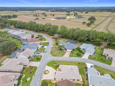 A home in LADY LAKE