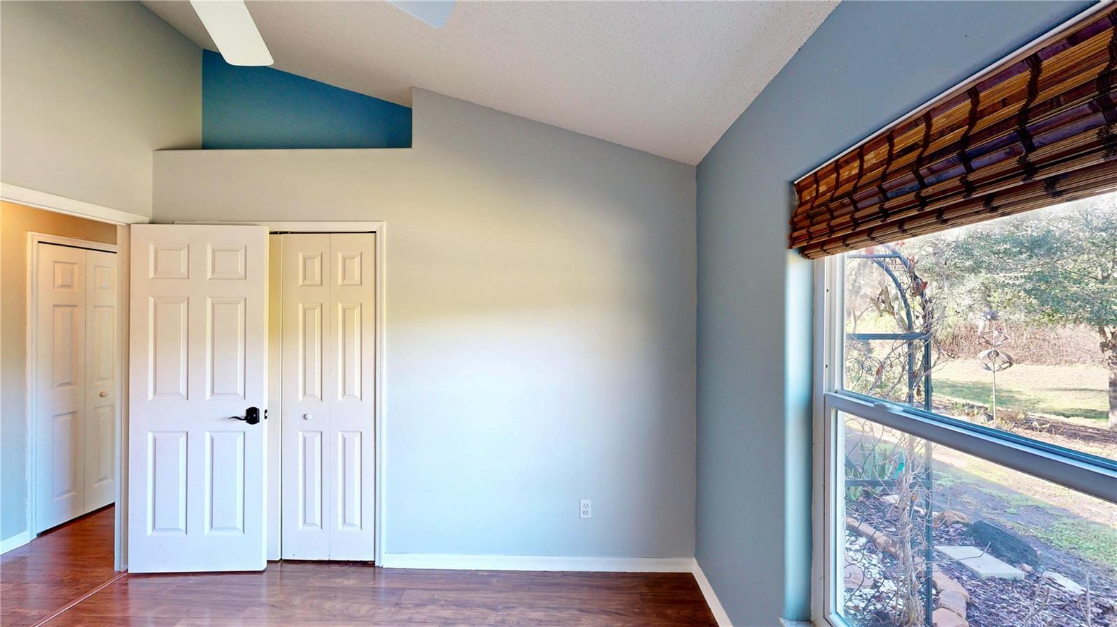 CRYSTAL CREEK - Residential