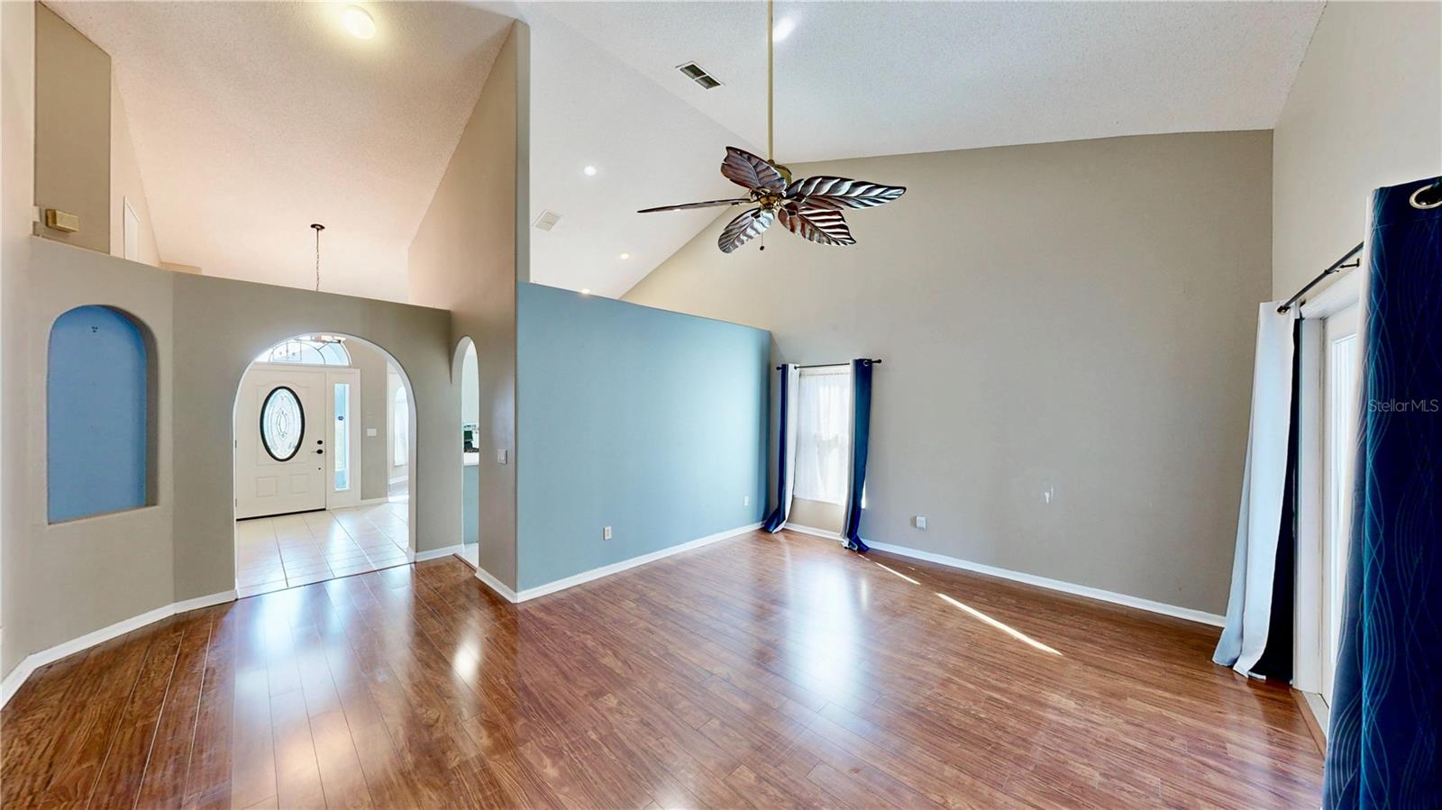 CRYSTAL CREEK - Residential