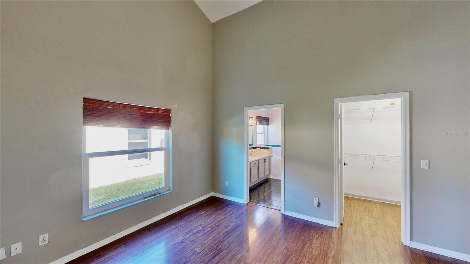 CRYSTAL CREEK - Residential