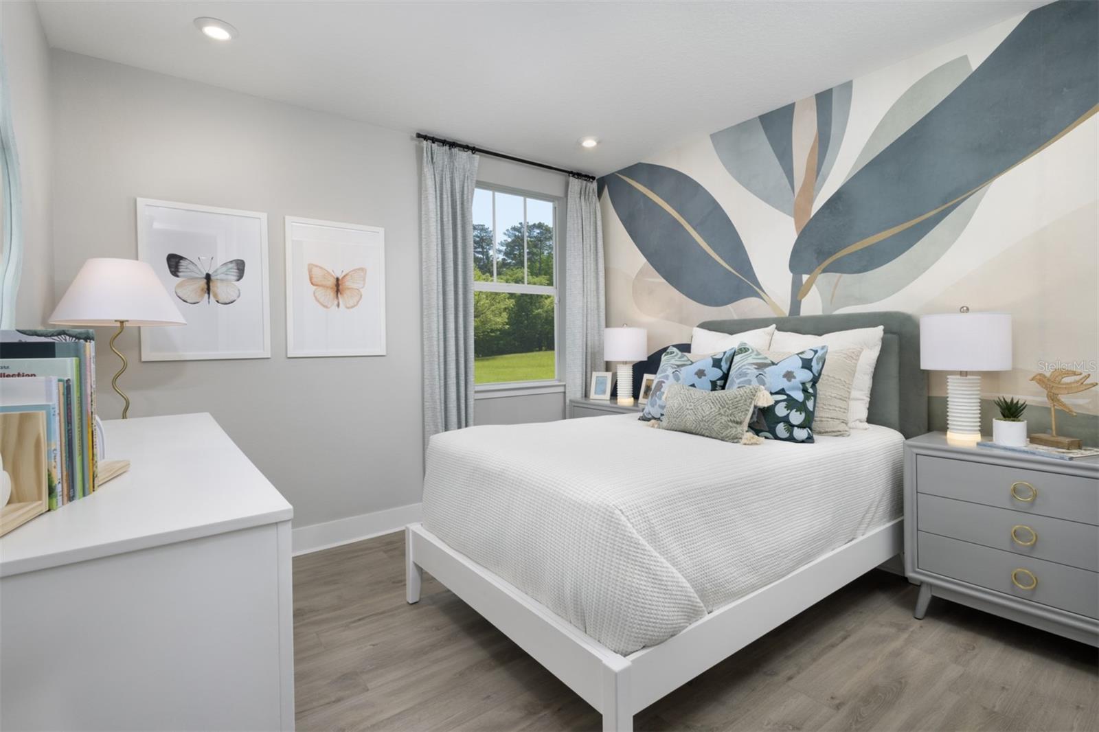 LAKESPUR AT WELLEN PARK - Residential