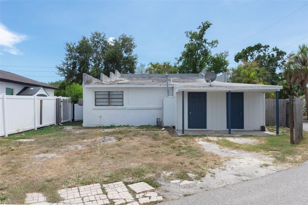 Photo of 3651 Haines Road N, St Petersburg, FL 33704 (MLS # TB8525531)