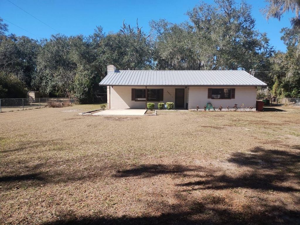 Photo of 2803 Franklin Street, Plant City, FL 33563 (MLS # TB8472547)