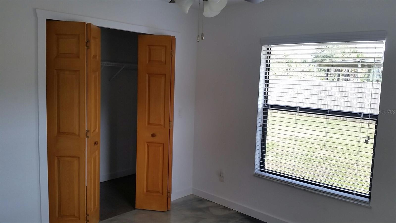 Sargents & Bradburys Sam Tr Oak Hill - Residential Lease