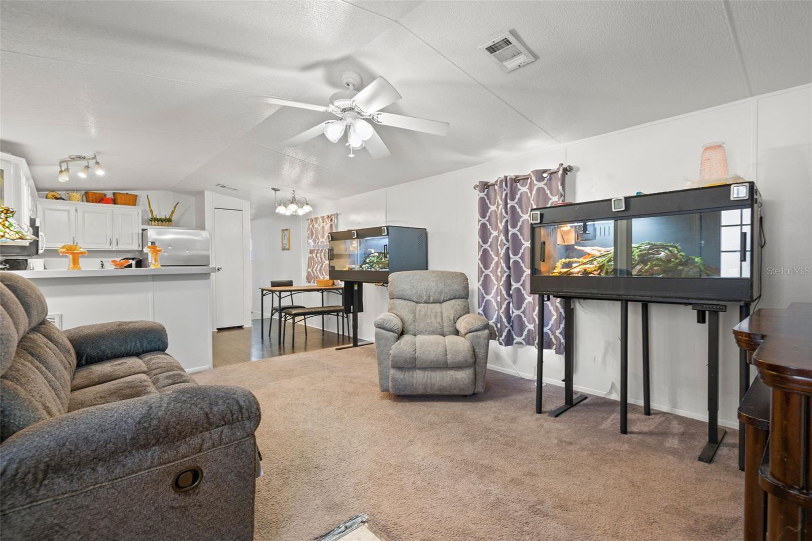 HUDSON GROVE ESTATES - Residential