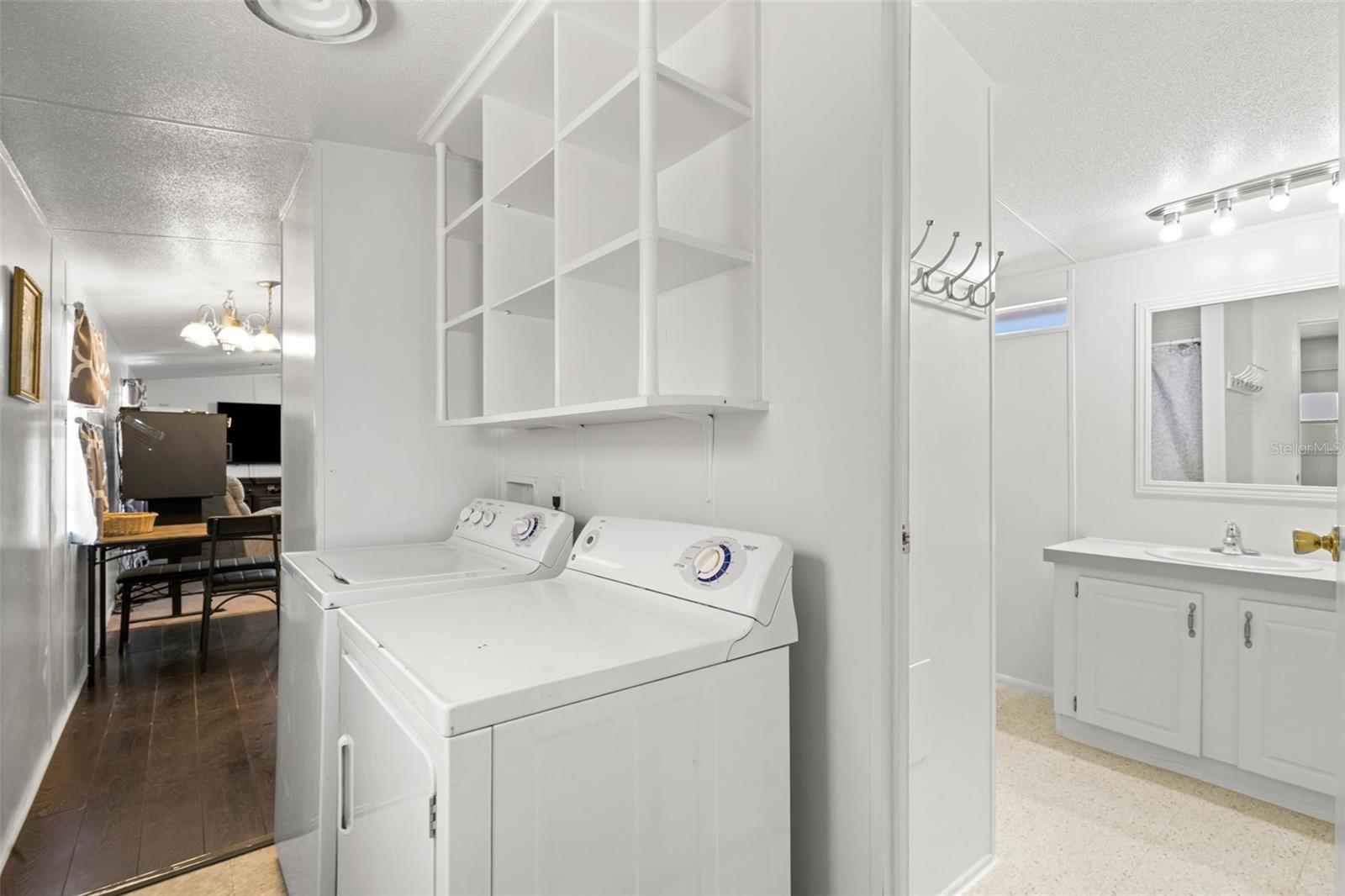 HUDSON GROVE ESTATES - Residential