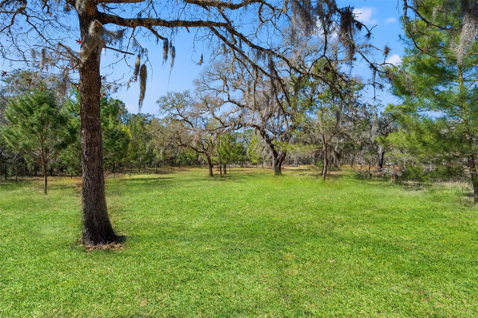 HUDSON GROVE ESTATES - Residential