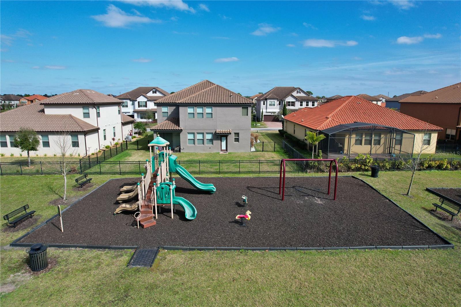 RIVIERA BELLA UN 8B - Residential