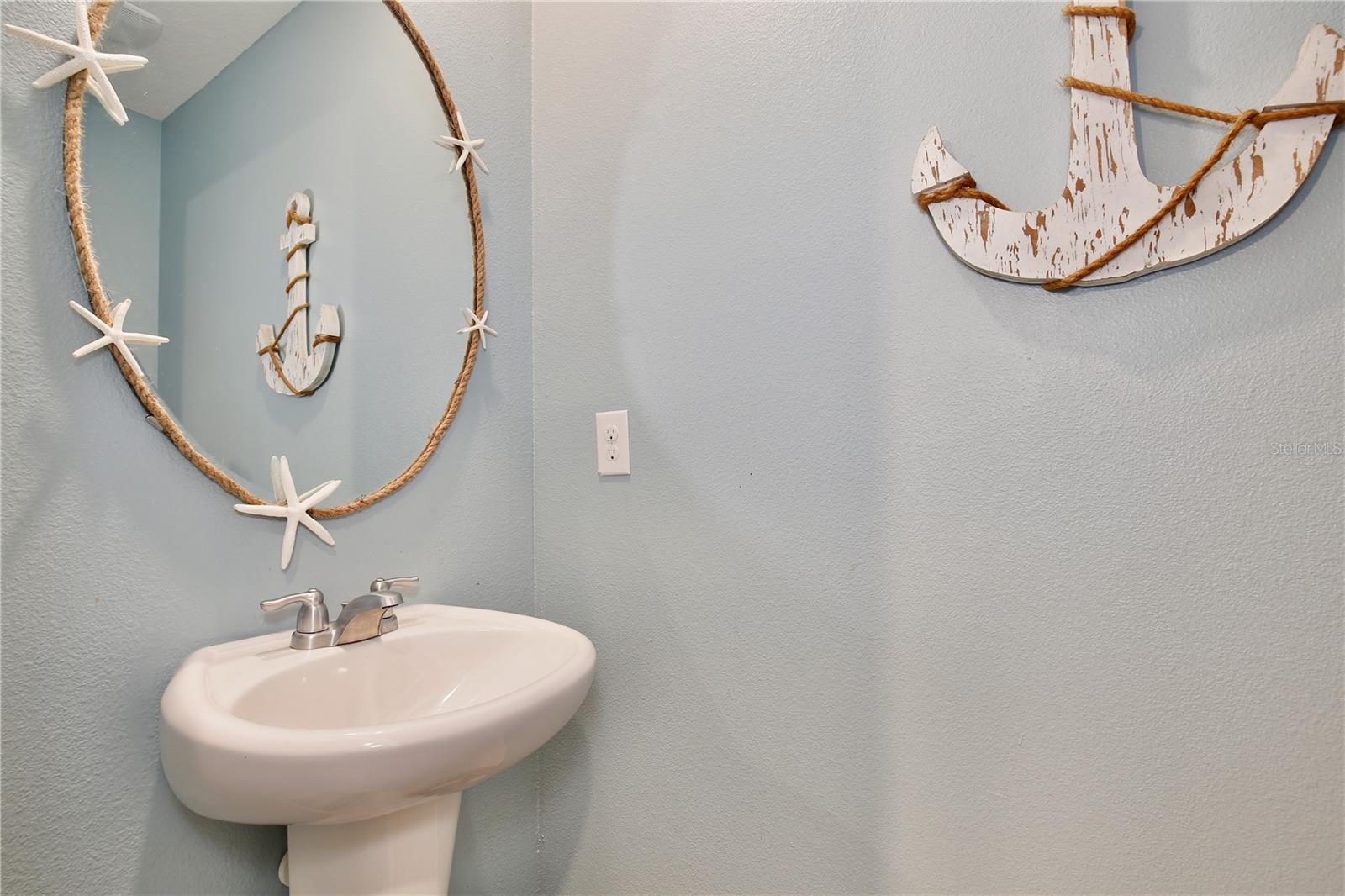 RIVIERA BELLA UN 8B - Residential