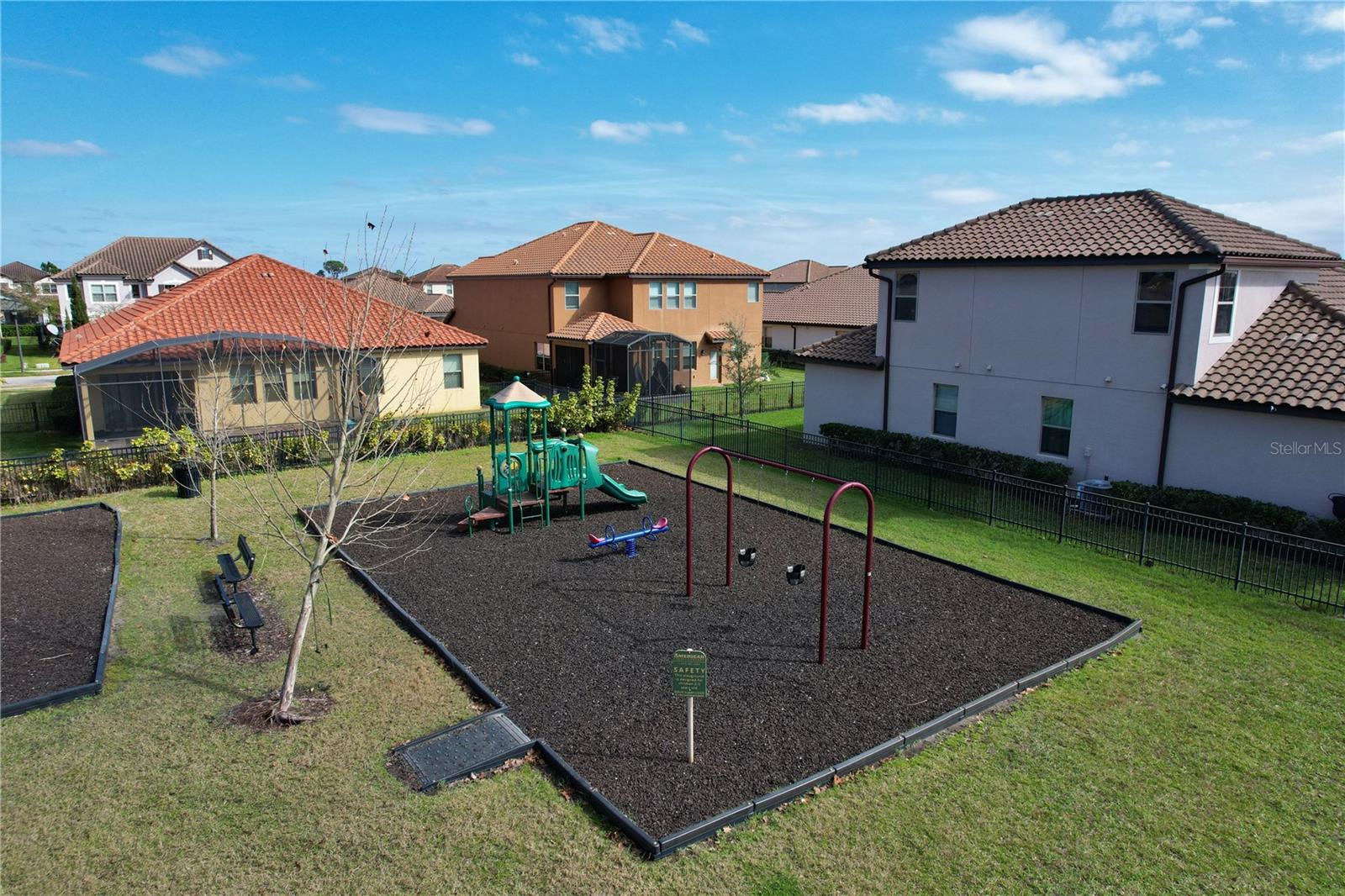 RIVIERA BELLA UN 8B - Residential