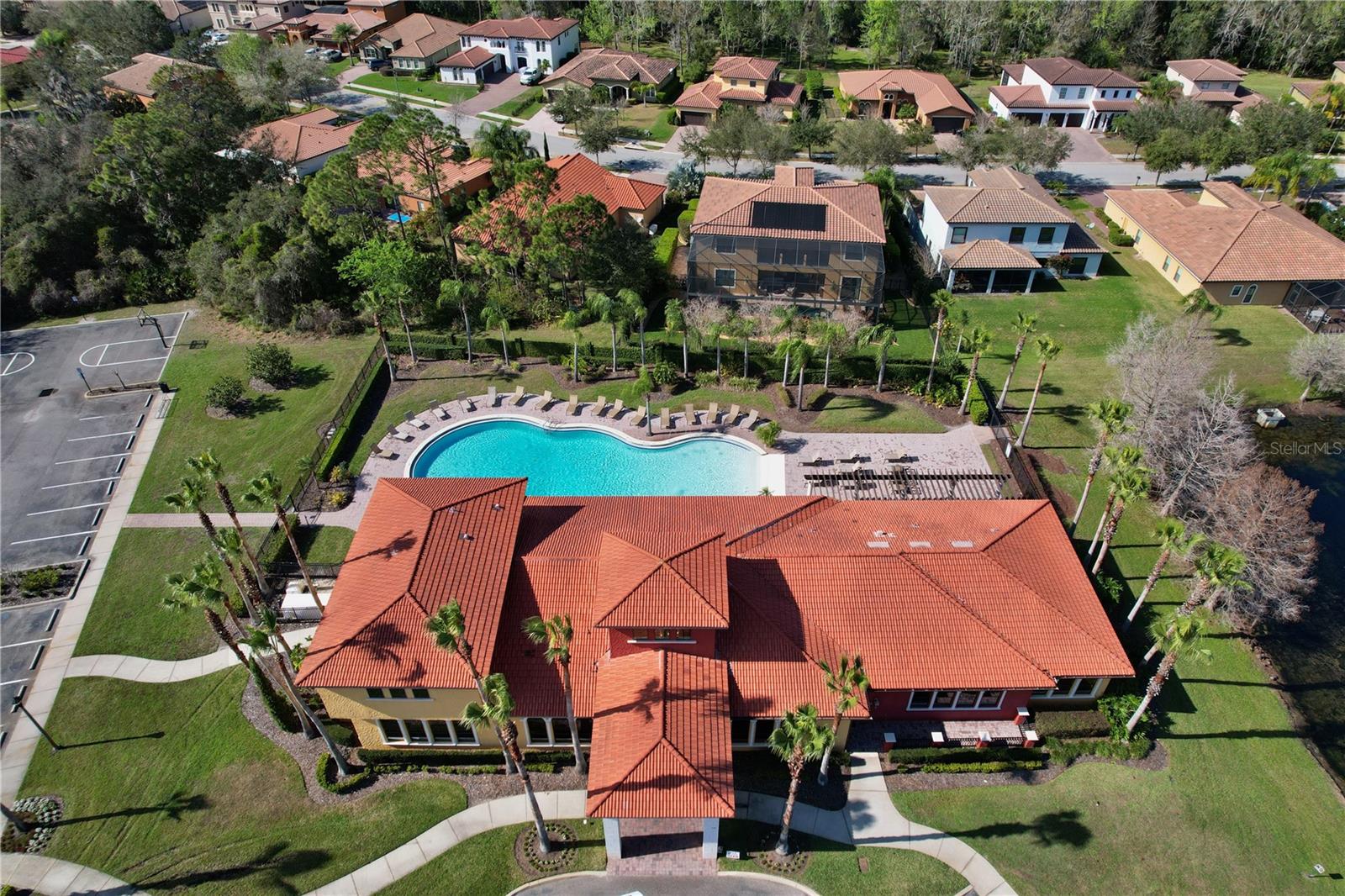 RIVIERA BELLA UN 8B - Residential