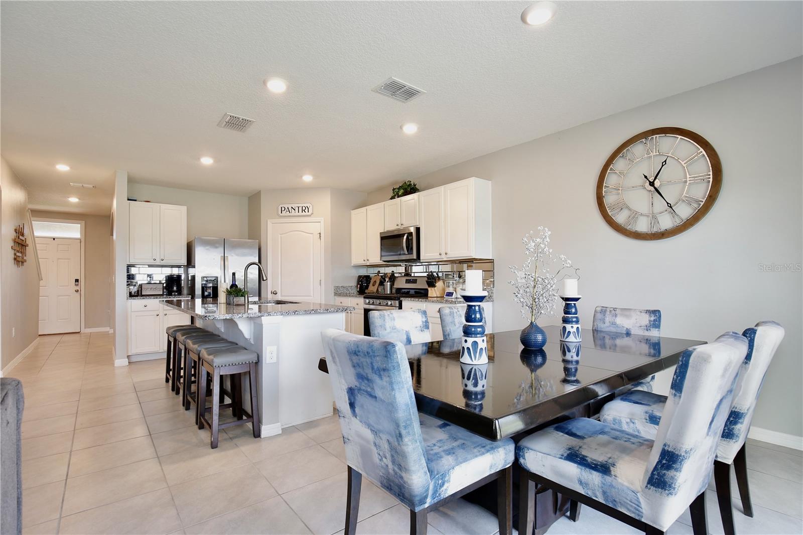 RIVIERA BELLA UN 8B - Residential