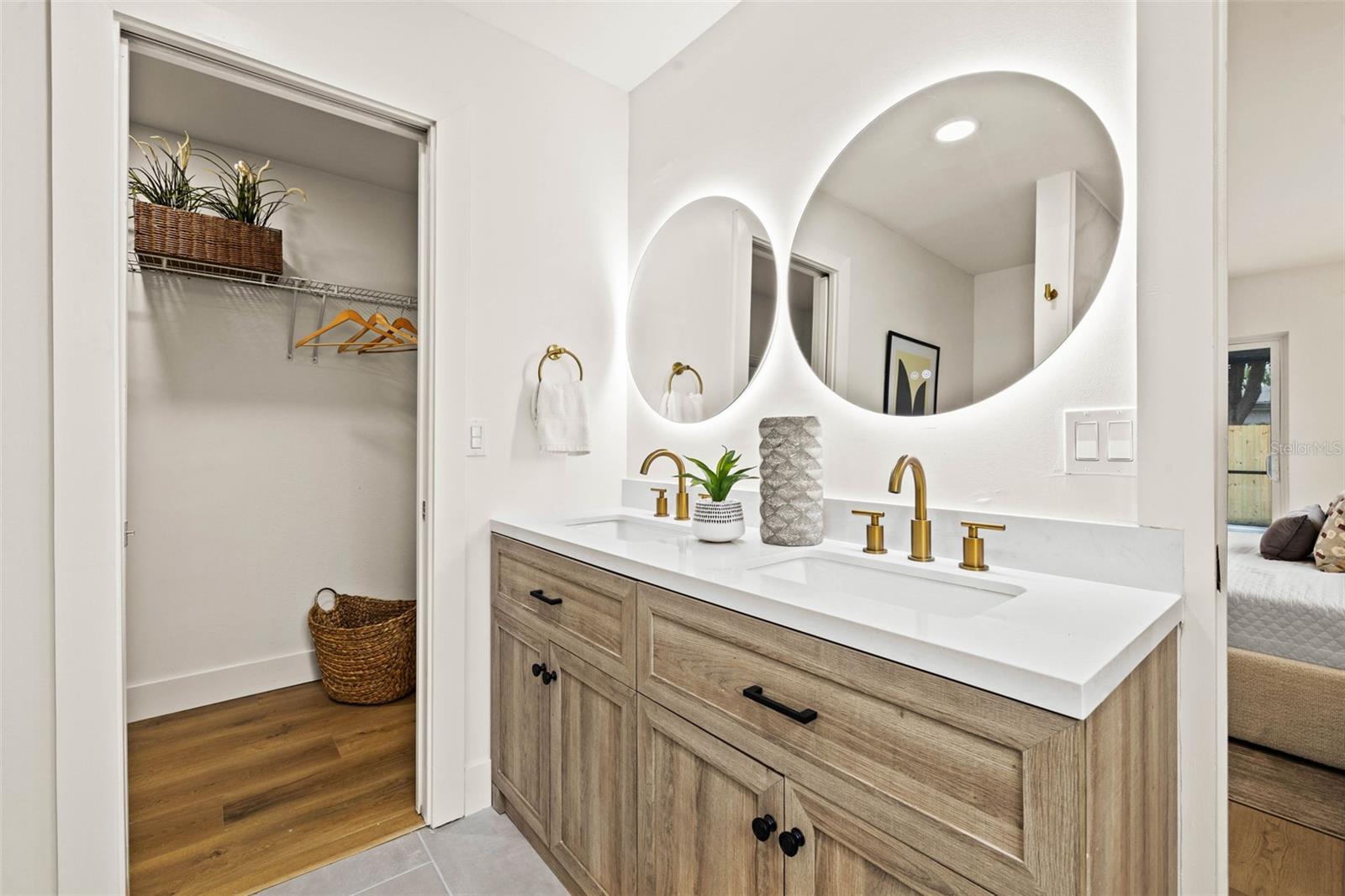 SEMINOLE COUNTRY ESTATES - Residential