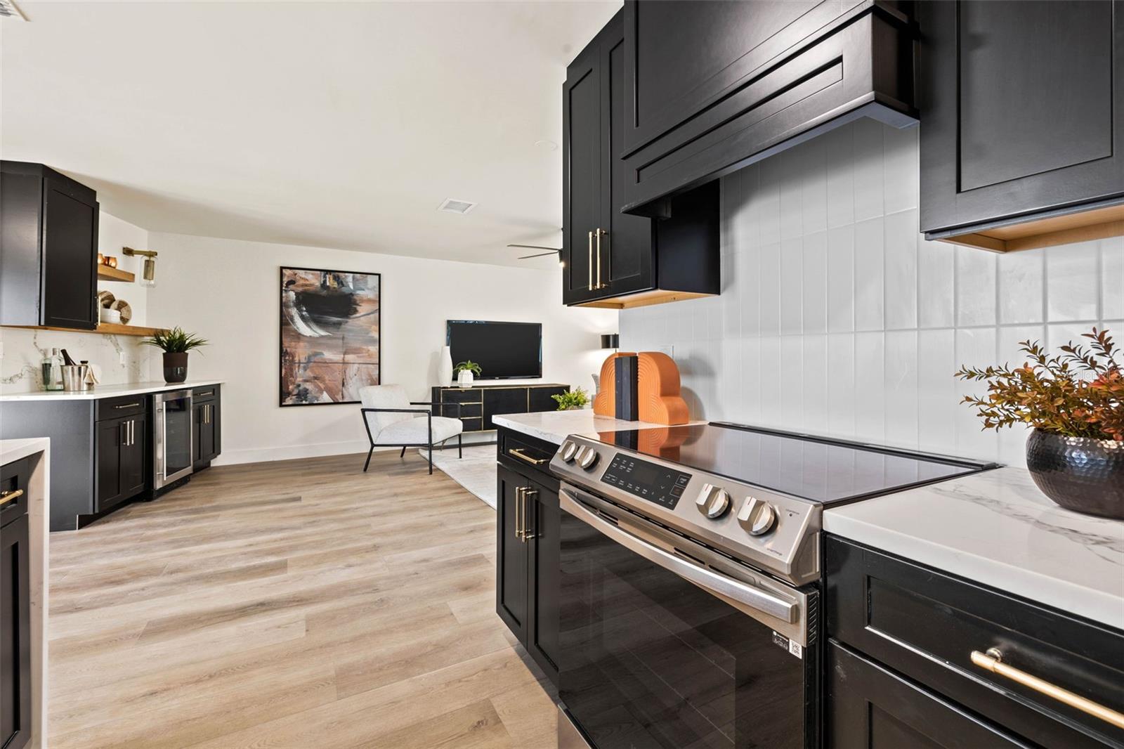 SEMINOLE COUNTRY ESTATES - Residential