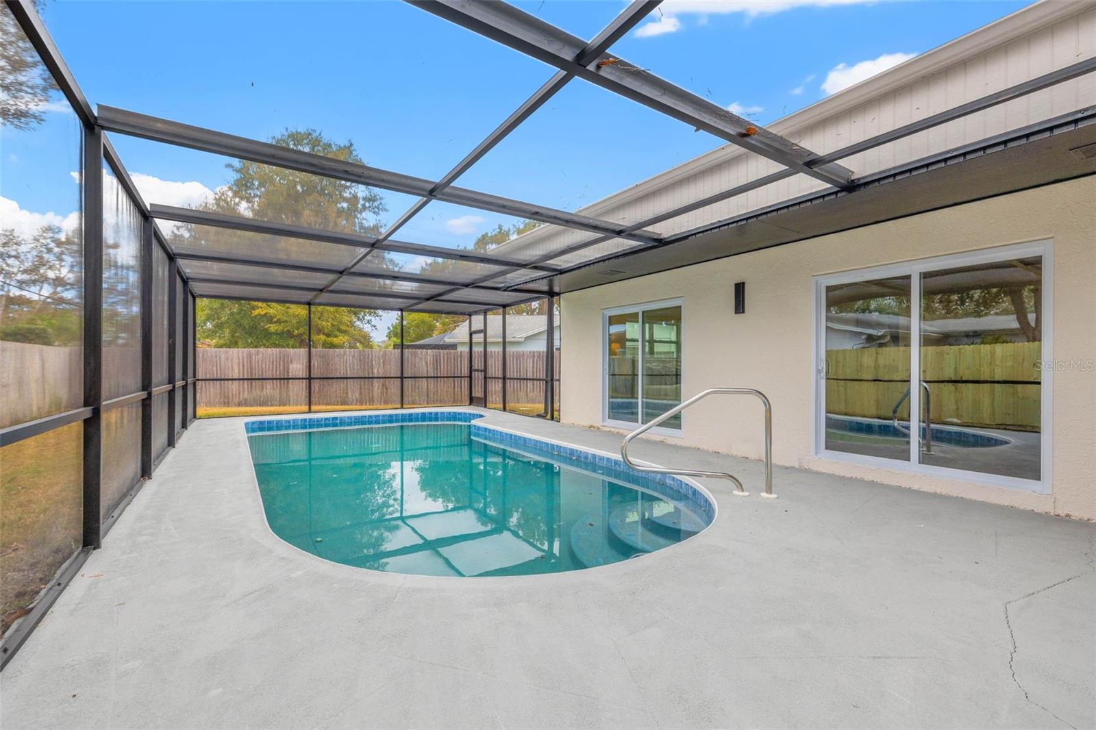 SEMINOLE COUNTRY ESTATES - Residential