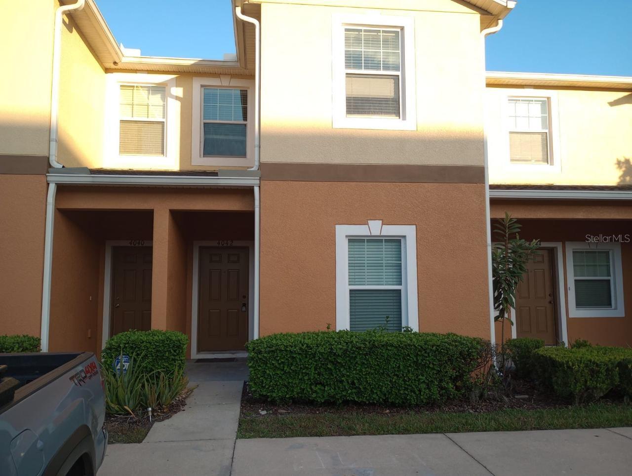 Excellent Location – Gated Community Townhome with Lake View!!!
Minutes from top restaurants, supermarkets, shopping centers, and a hospital, with convenient access to both Orlando and Tampa.
This beautifully updated 3-bedroom, 2.5-bath townhome features:
-Fresh paint and new flooring throughout.
-Spacious master suite with dual closets.
-Renovated bathrooms with modern finishes.
-Stone countertops and brand-new stainless steel appliances.
-Screened back porch overlooking the lake – your perfect private oasis.
Enjoy the security of a gated community and the comfort of a move-in ready home in a prime location.