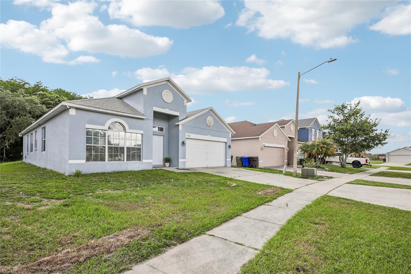 1982 LOCUST BERRY DRIVE