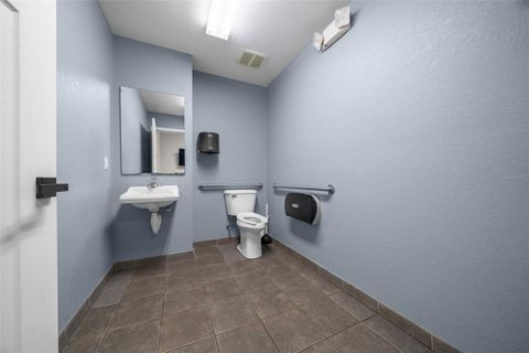 Tiny photo for 1056 NE 16th Street, Ocala, FL 34470 (MLS # OM710911)