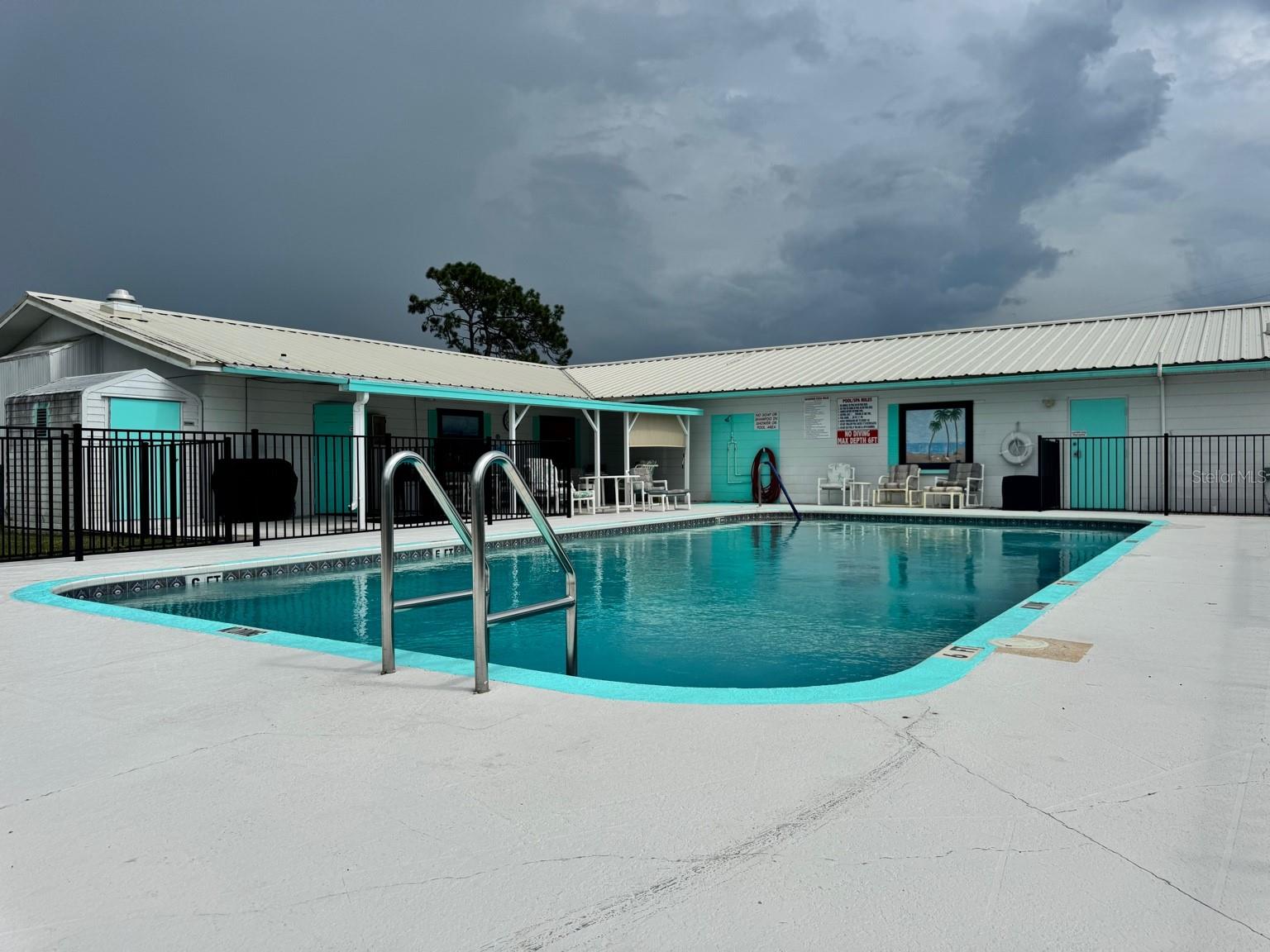 ZEPHYR SHORES - Residential