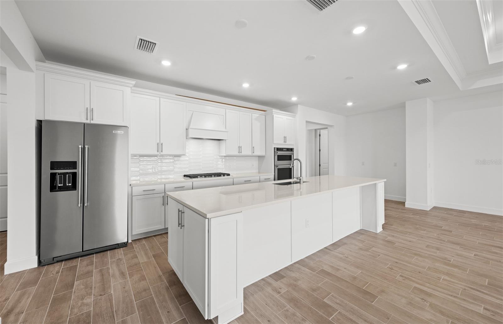 ARBOR OAKS AT THE WOODLANDS - Residential