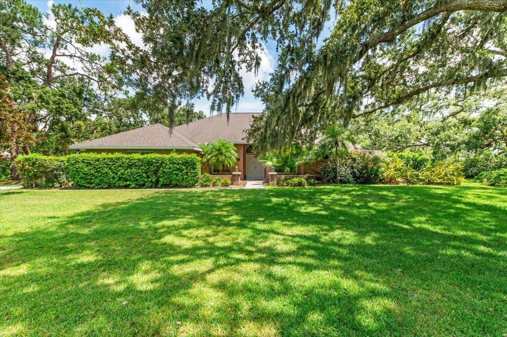 Photo of 9211 66th Avenue Drive E, Bradenton, FL 34202 (MLS # A4658225)