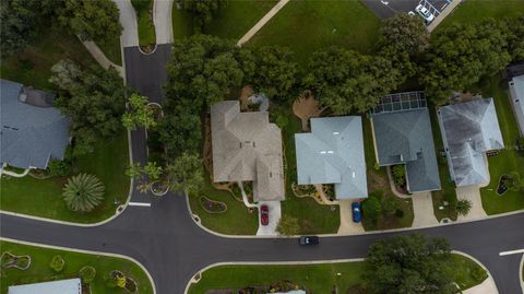 A home in TAVARES