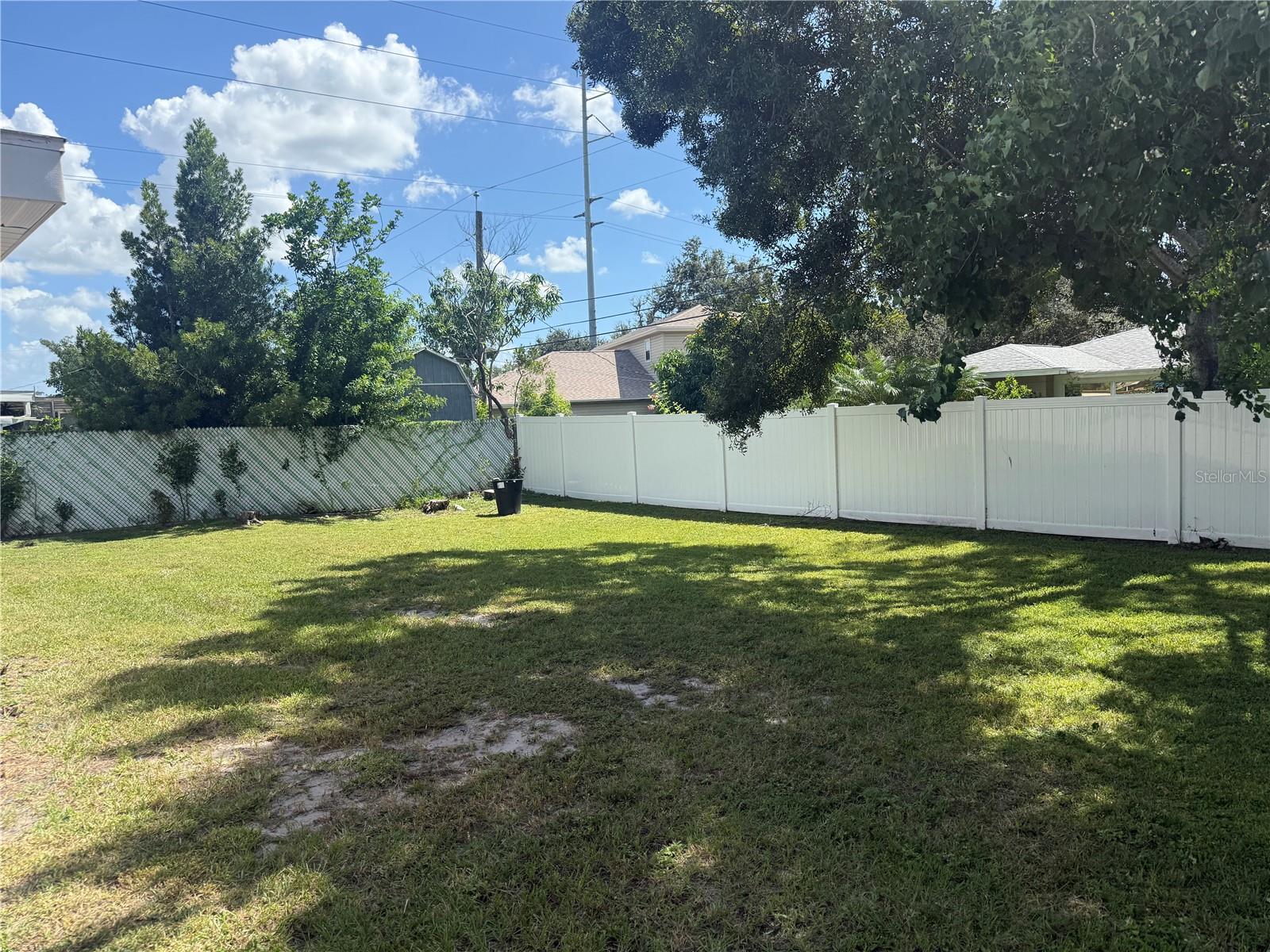 HAMILTON SQUARE LOT 21 - Residential