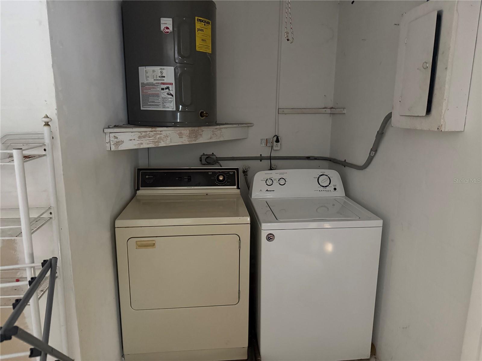 HAMILTON SQUARE LOT 21 - Residential