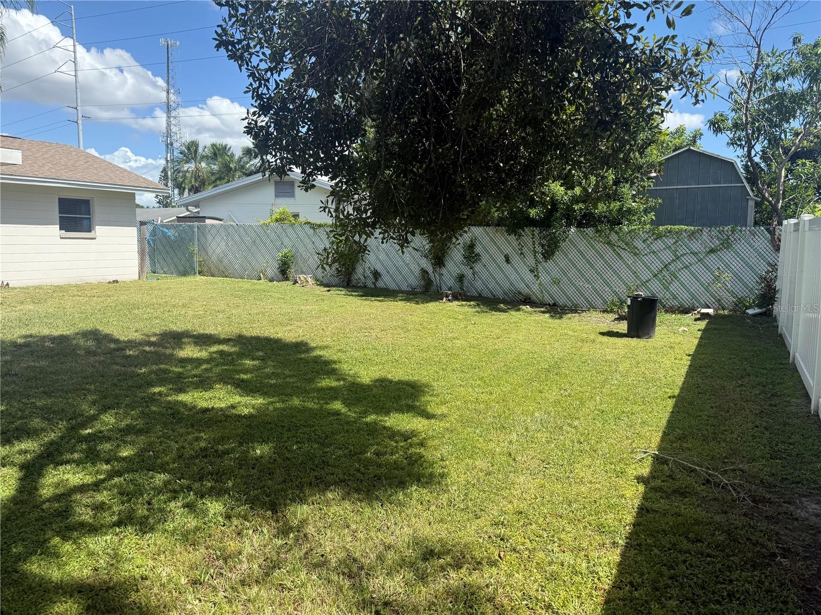 HAMILTON SQUARE LOT 21 - Residential