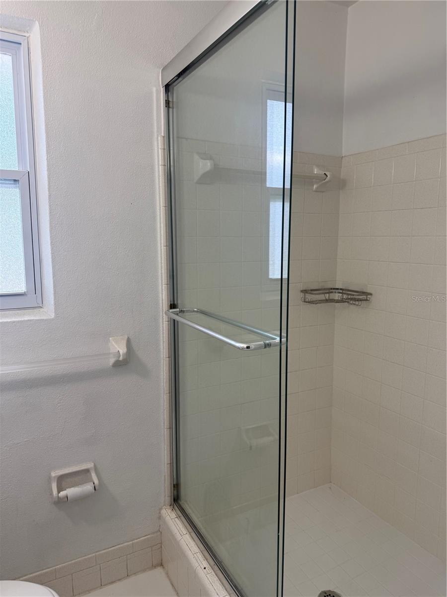 HAMILTON SQUARE LOT 21 - Residential