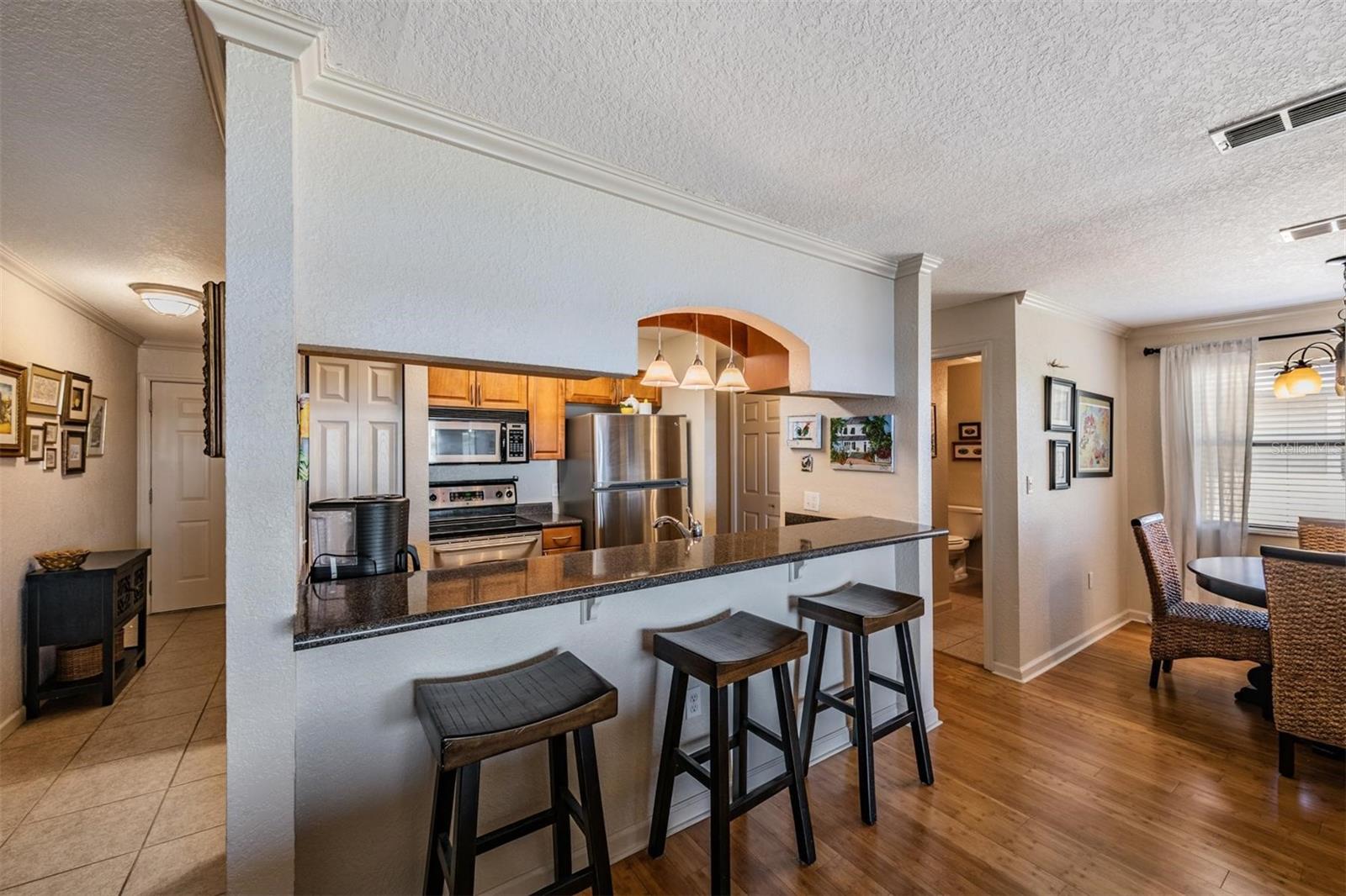 BELLA VISTA ON LAKE - Residential