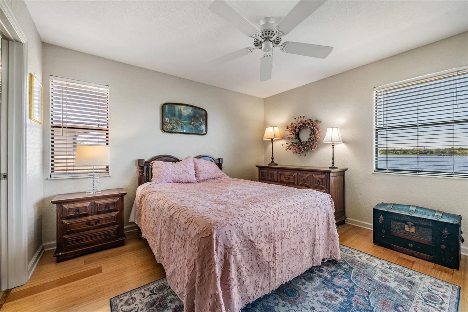 BELLA VISTA ON LAKE - Residential