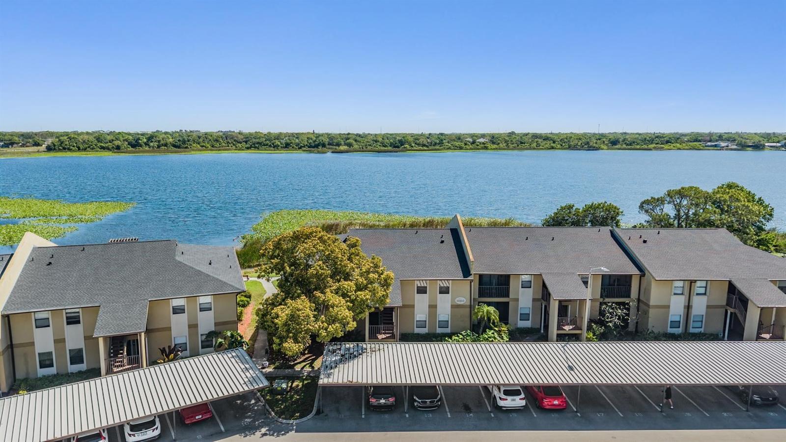 BELLA VISTA ON LAKE - Residential