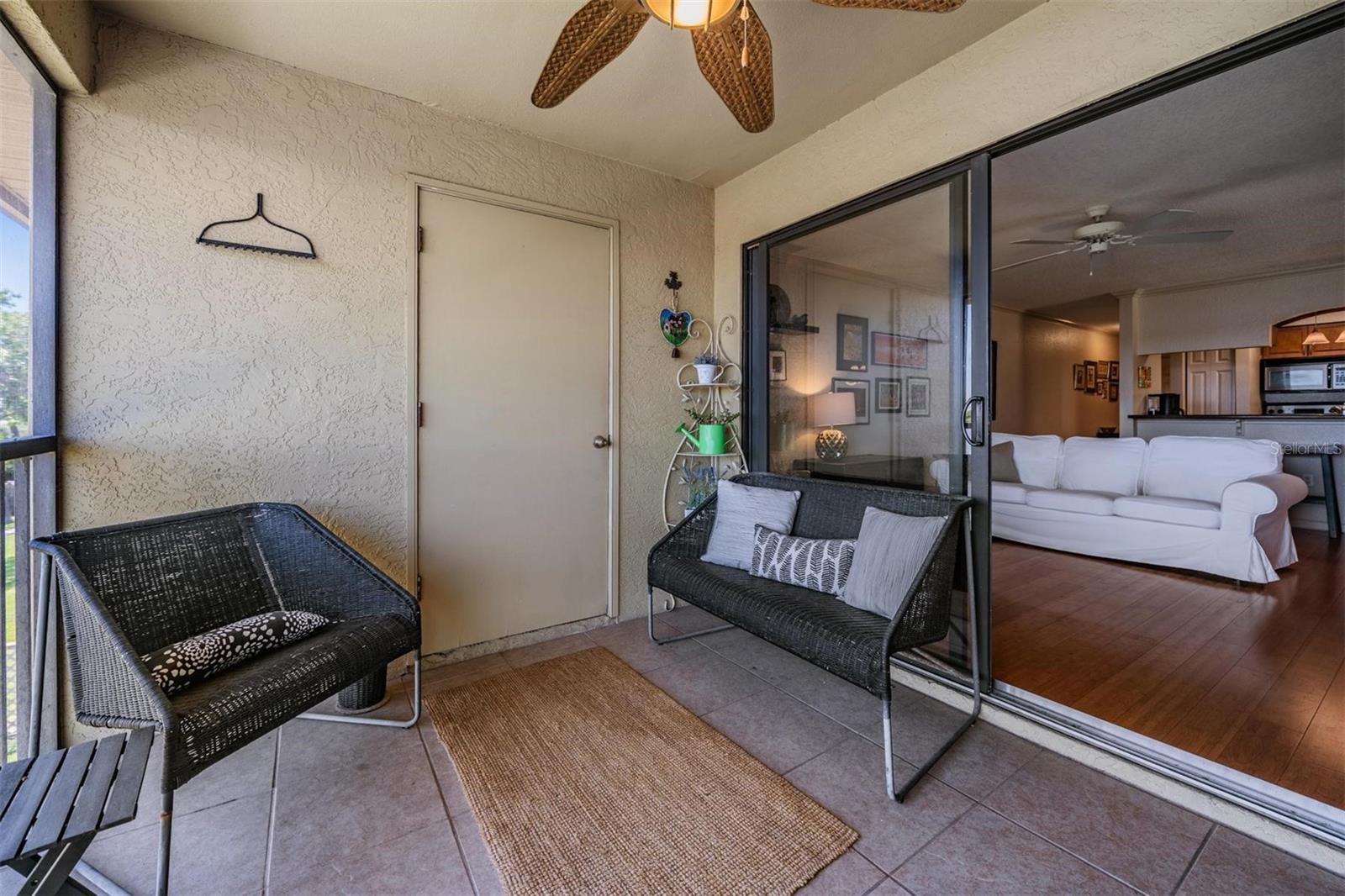 BELLA VISTA ON LAKE - Residential