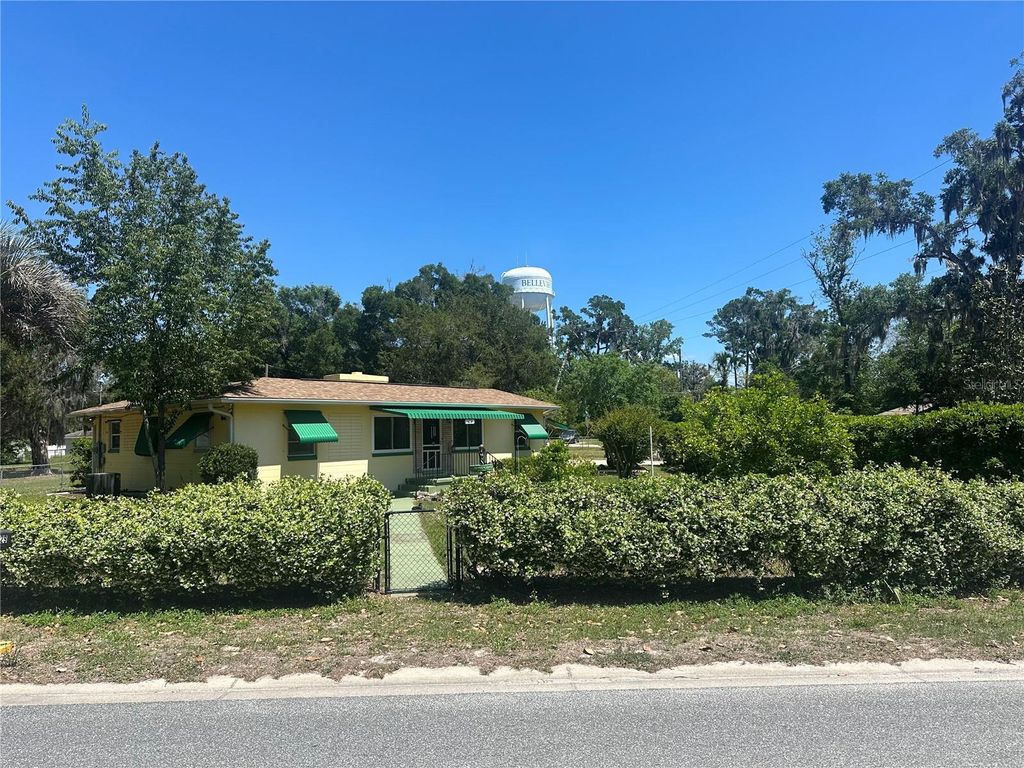 Photo of 11029 SE 55th Avenue, Belleview, FL 34420 (MLS # G5111257)