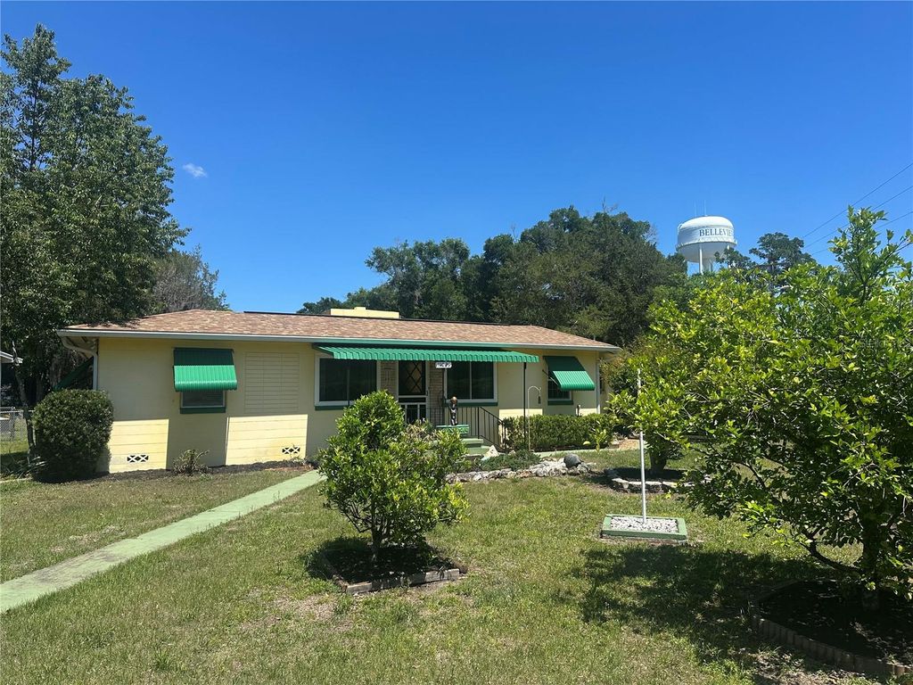 Photo of 11029 SE 55th Avenue, Belleview, FL 34420 (MLS # G5111257)