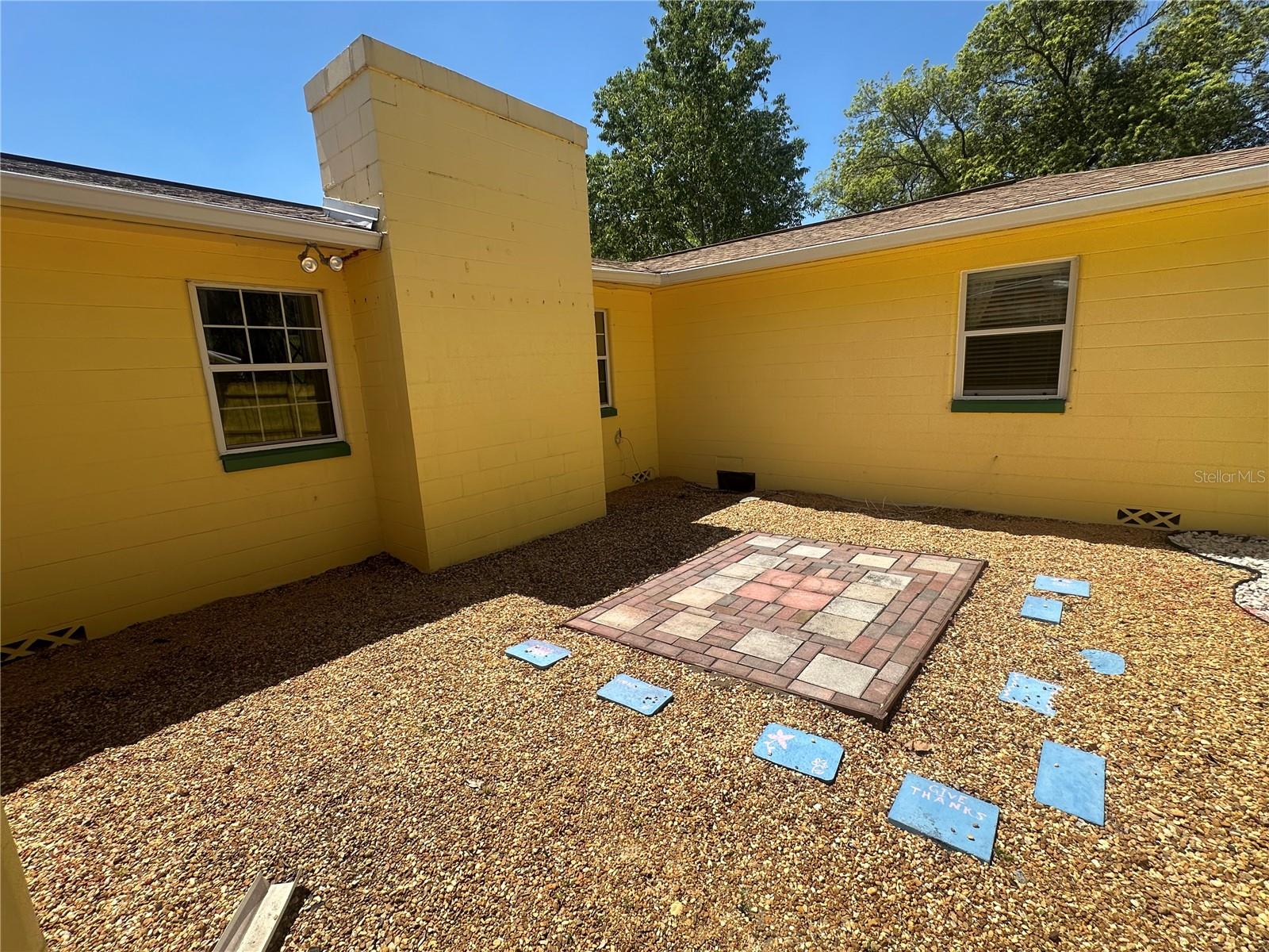 BELLEVIEW - Residential