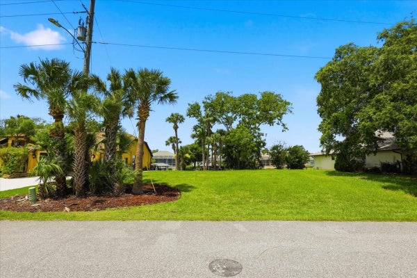27 COTTONWOOD CT, PALM COAST, FL 32137 - Image bc9d17f7afecff4f286c5a35914446d3/292776187