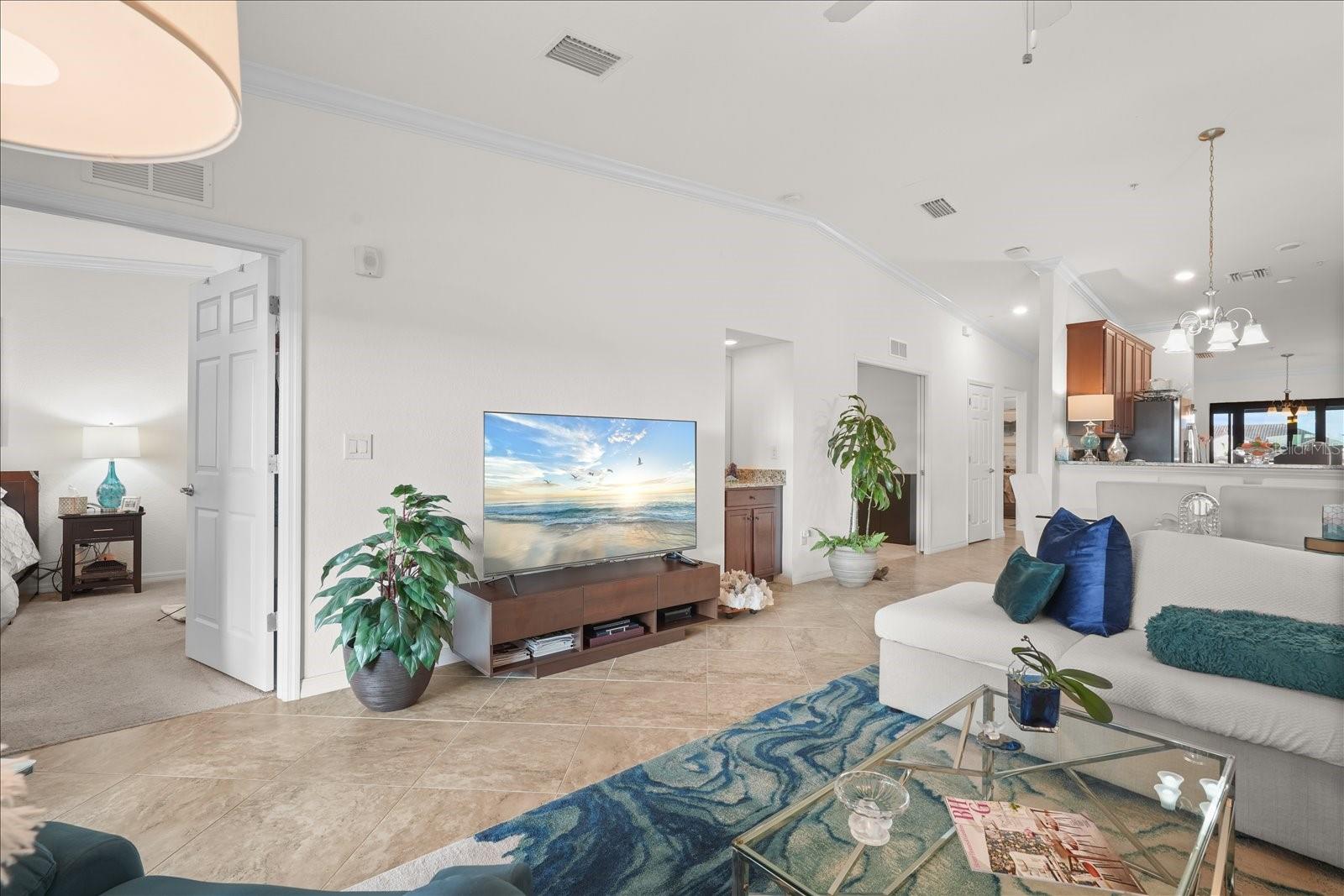 LAKEWOOD NATIONAL - Residential