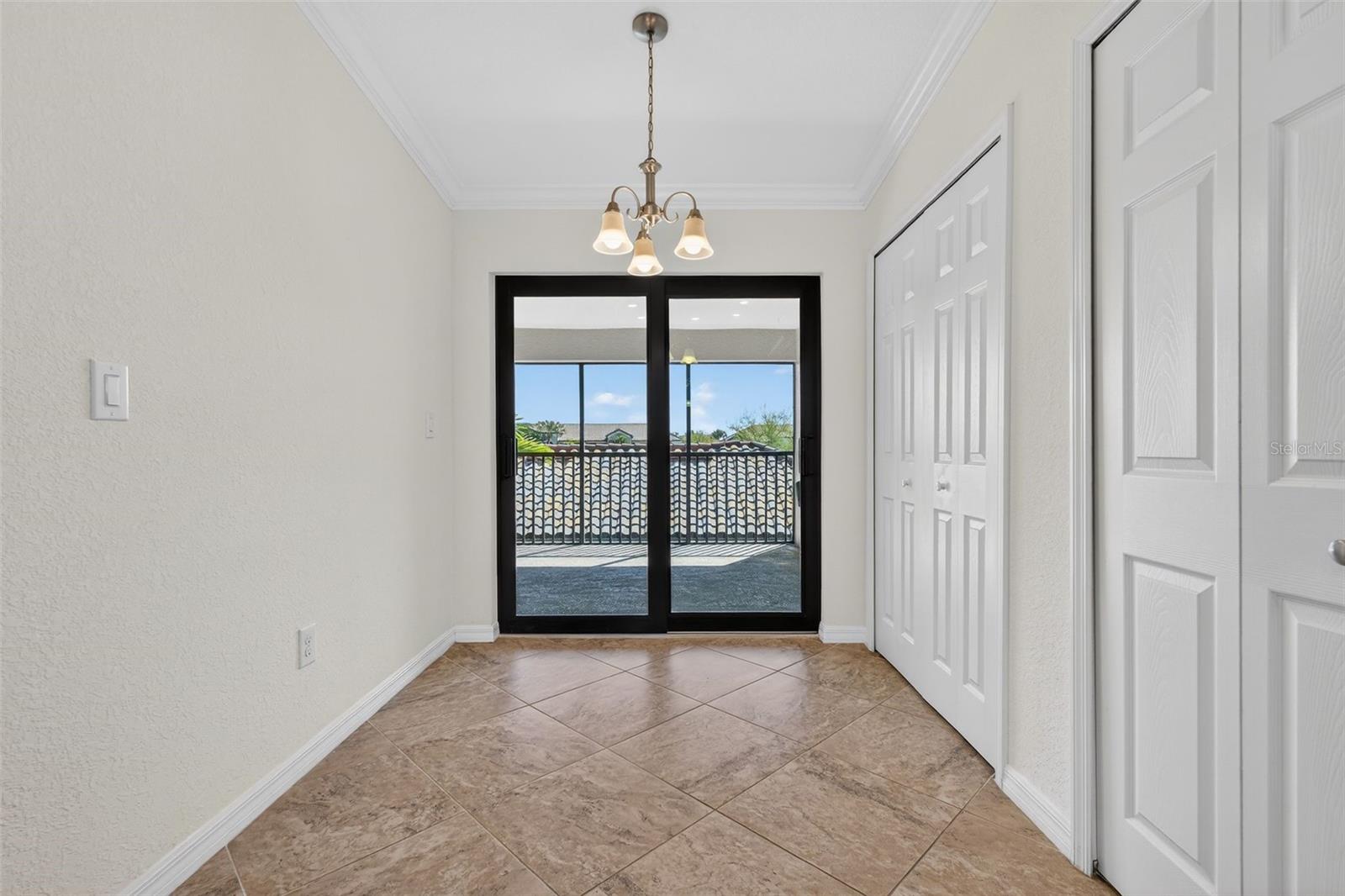 LAKEWOOD NATIONAL - Residential