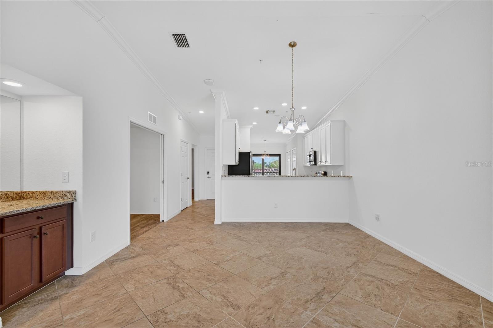 LAKEWOOD NATIONAL - Residential