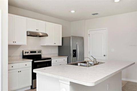 Tiny photo for 2725 Dumont Lane, Tavares, FL 32778 (MLS # TB8482769)