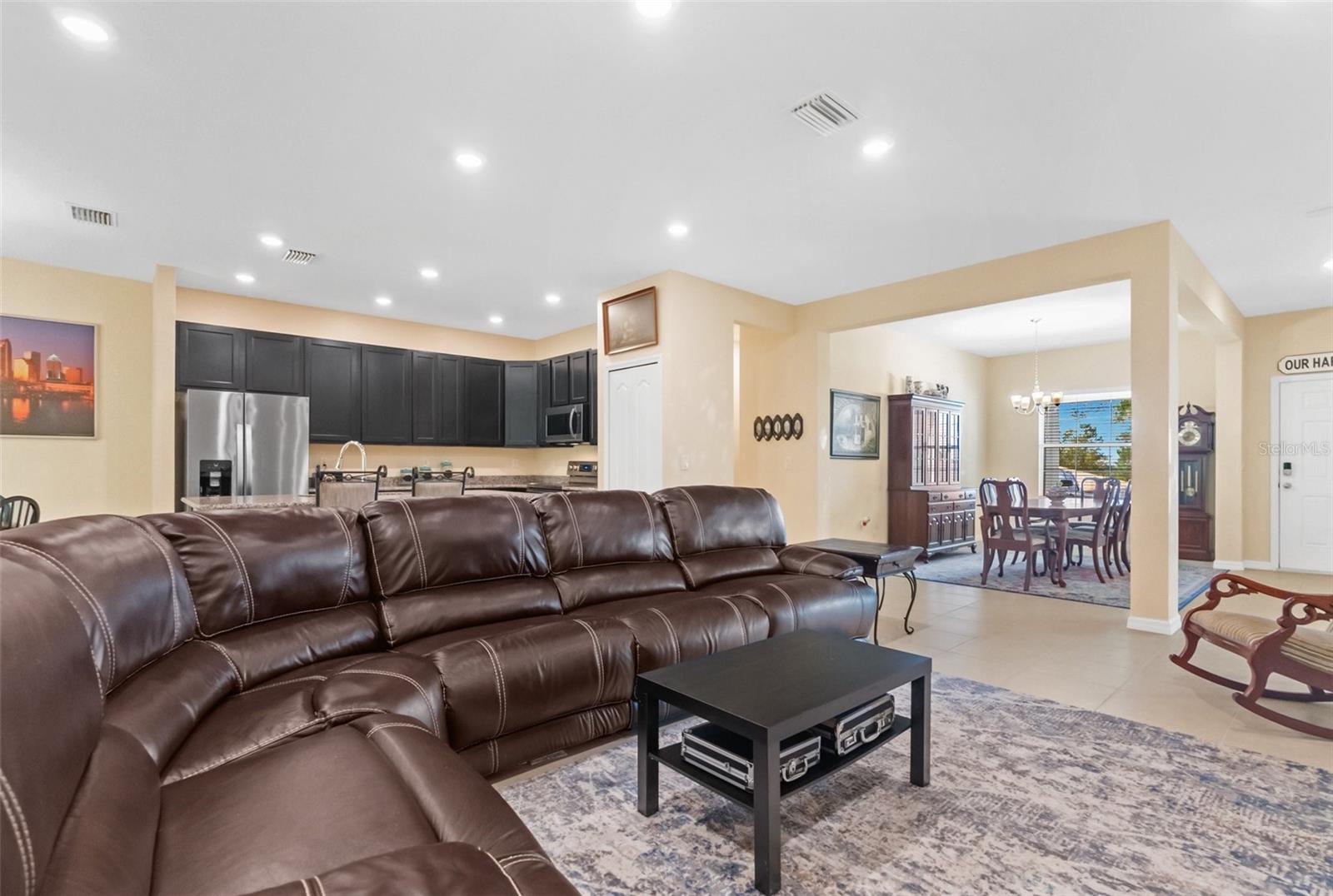 SPRING HILL - Residential