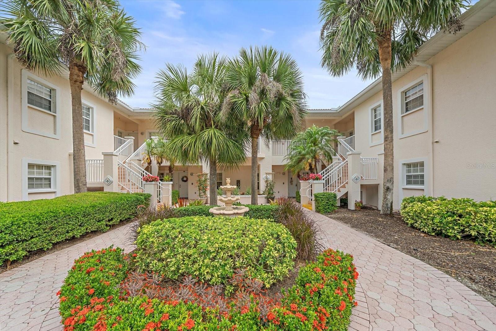 PLAZA DE FLORES - Residential