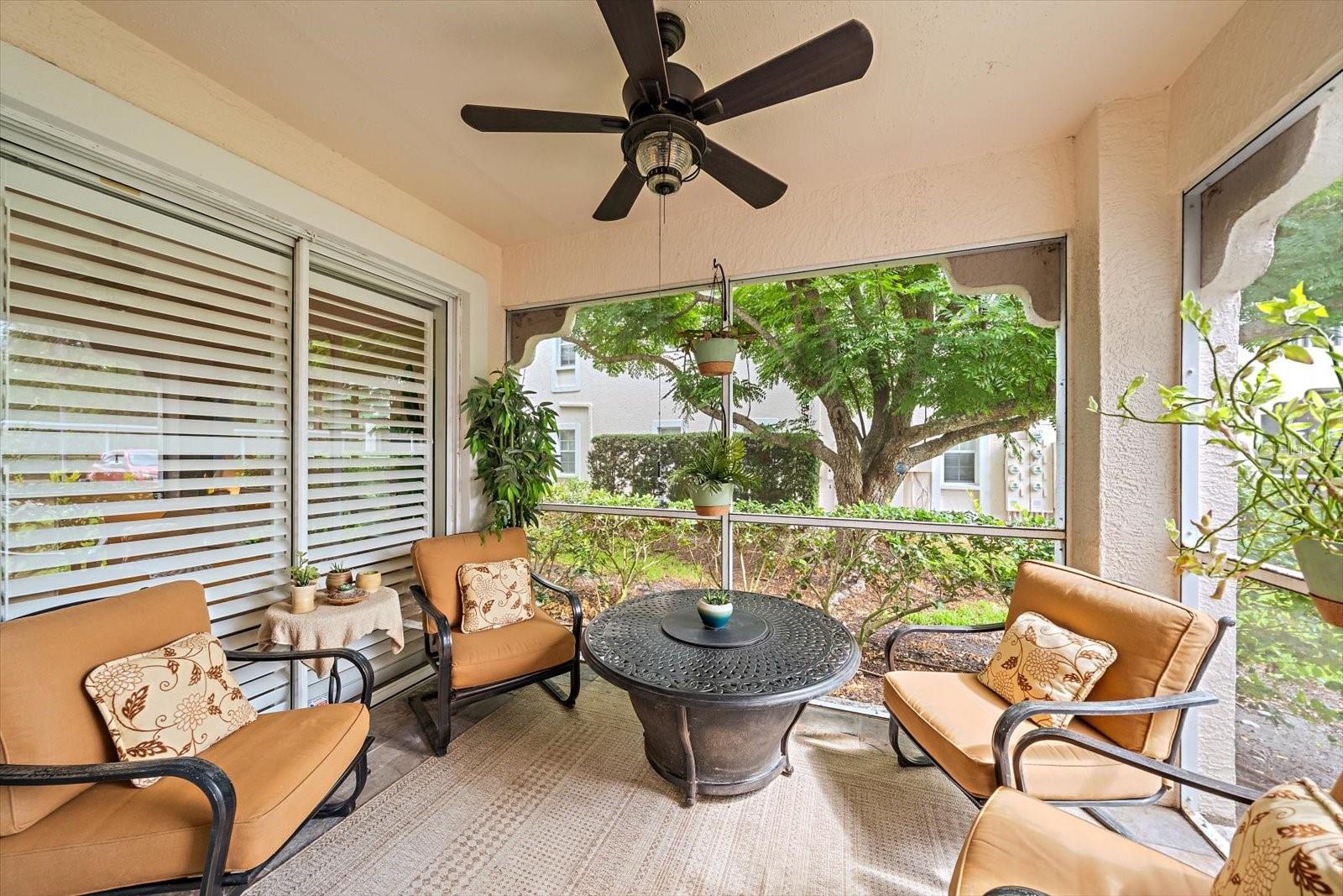 PLAZA DE FLORES - Residential