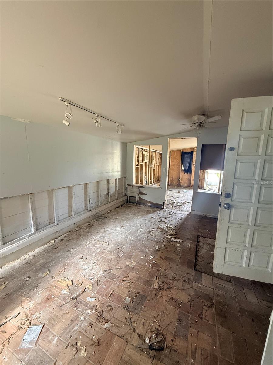 HALL ESTATE SUB - Residential